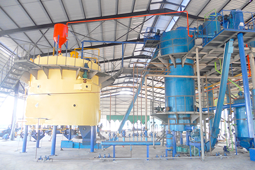 孟加拉国客户30吨米糠膨化浸出精炼脱蜡生产线